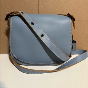 Coach 1941 Saddle Bag 23 in cornflower blue